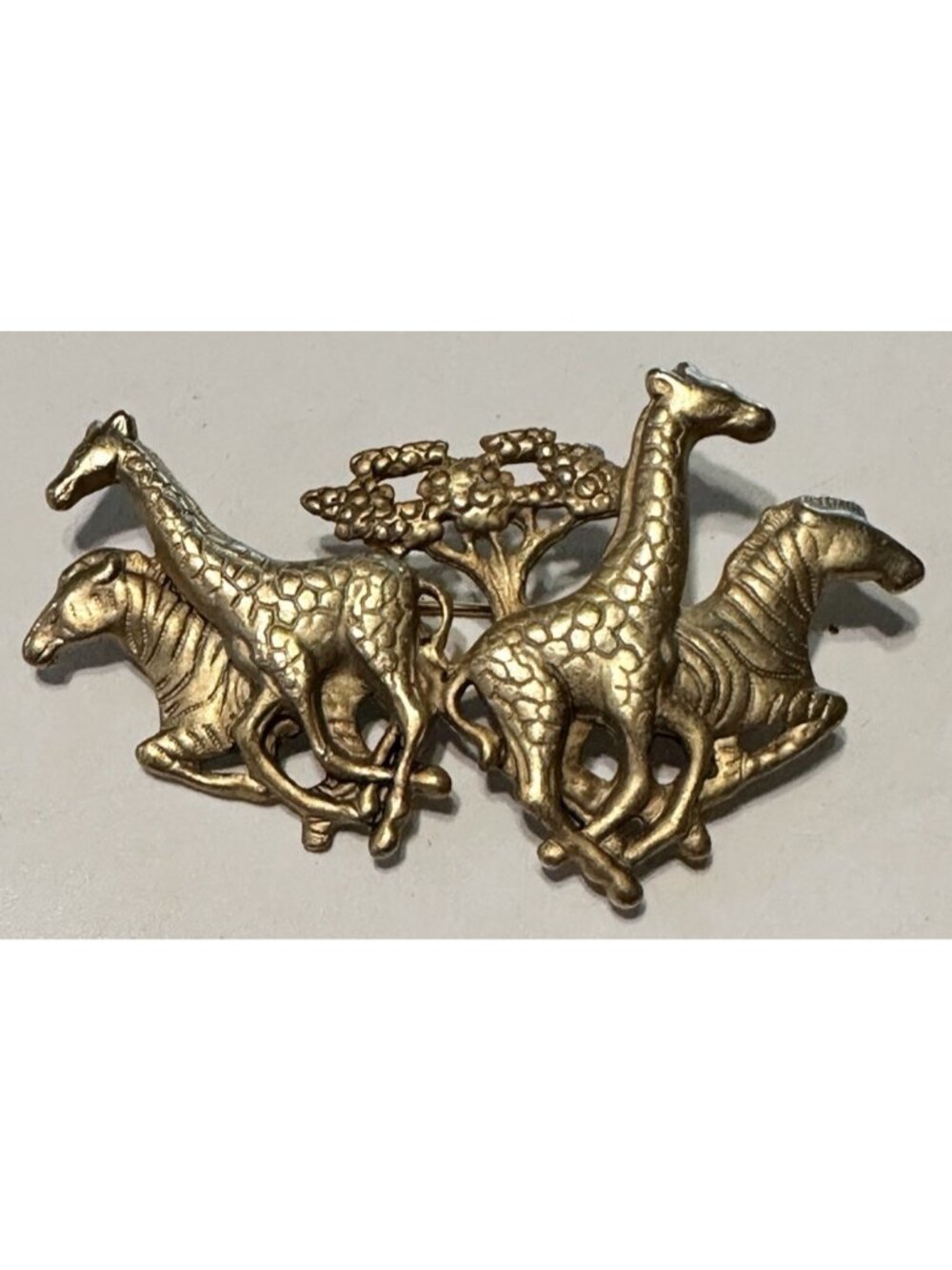 VTG Safari Animals Zebra Giraffe Gold Tone Brooch Pin tree Of Life